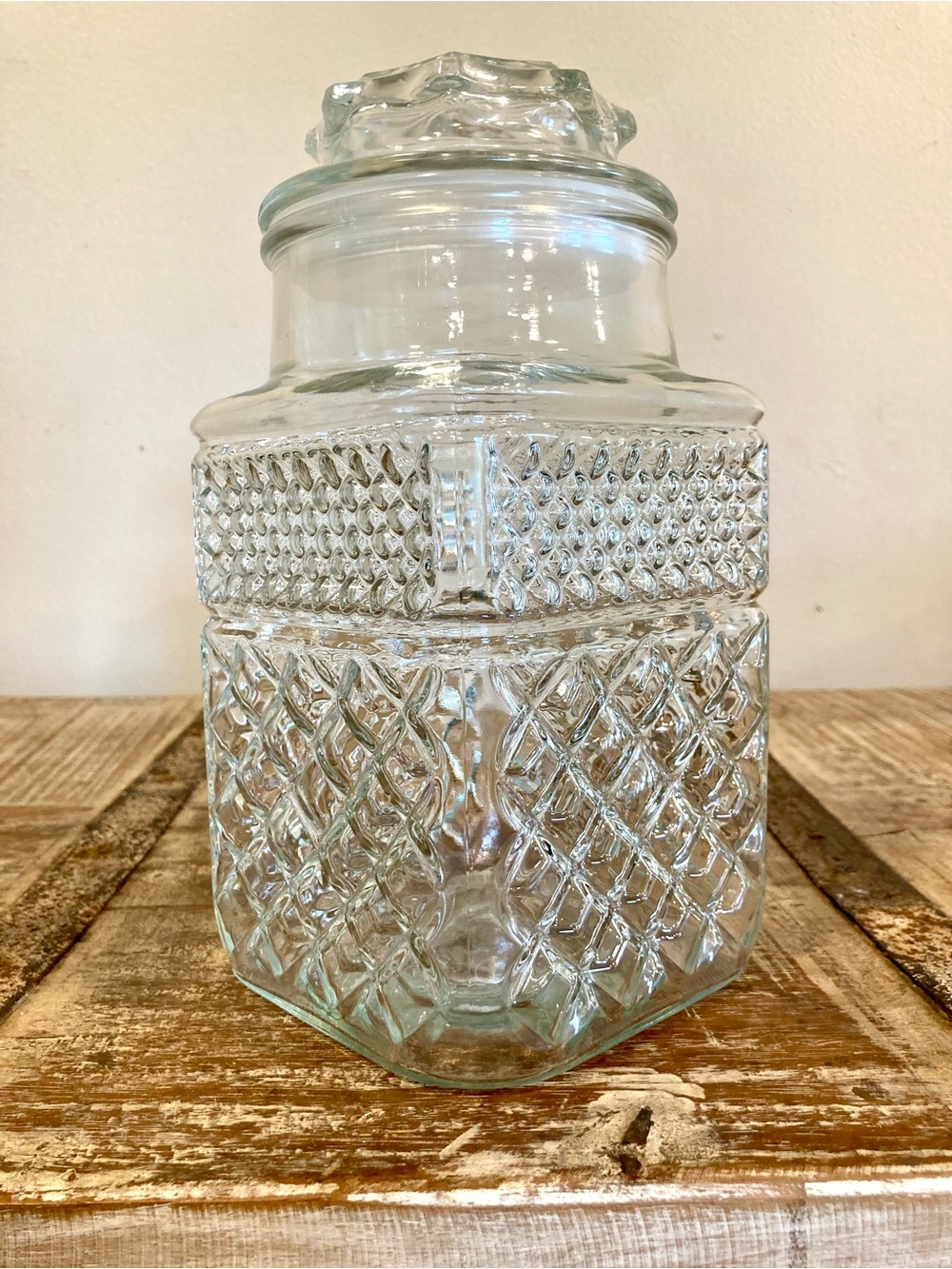 Vintage Anchor Hocking Wexford Clear Glass Lidded Canister Jar Food Storage - Picture 1 of 15